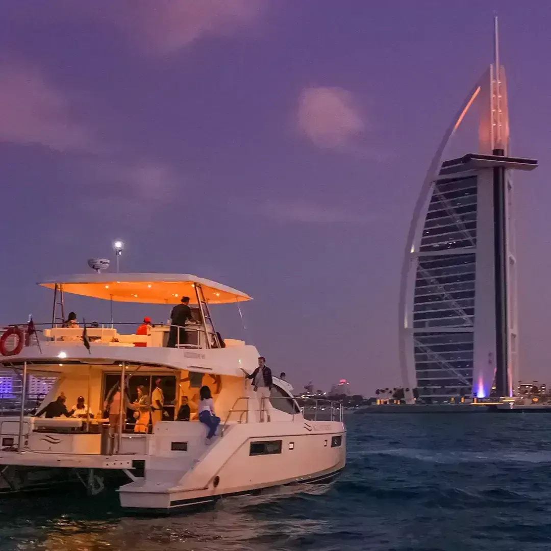 Moonlight Yacht Dining Experience with Dubai Skyline Views